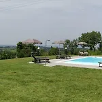 アパート Poggio Di パストレンゴ